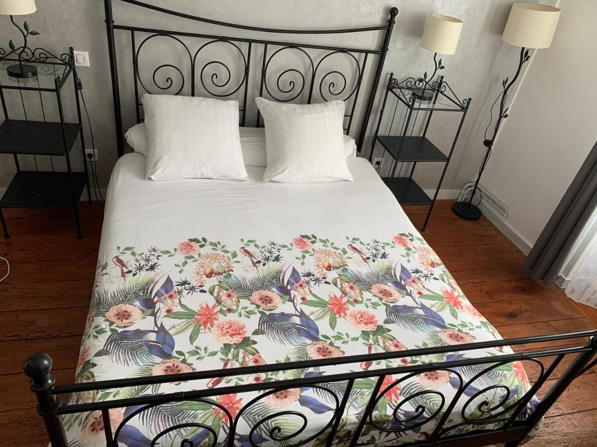 Le Medoc De Clemence Hotel Lamarque Екстериор снимка
